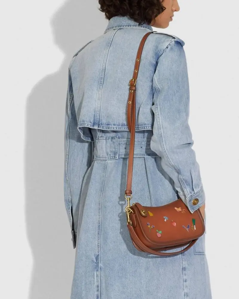 Coach Swinger Bag With Garden Embroidery - Image 4