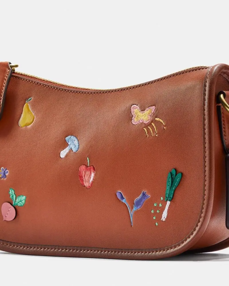 Coach Swinger Bag With Garden Embroidery - Image 5
