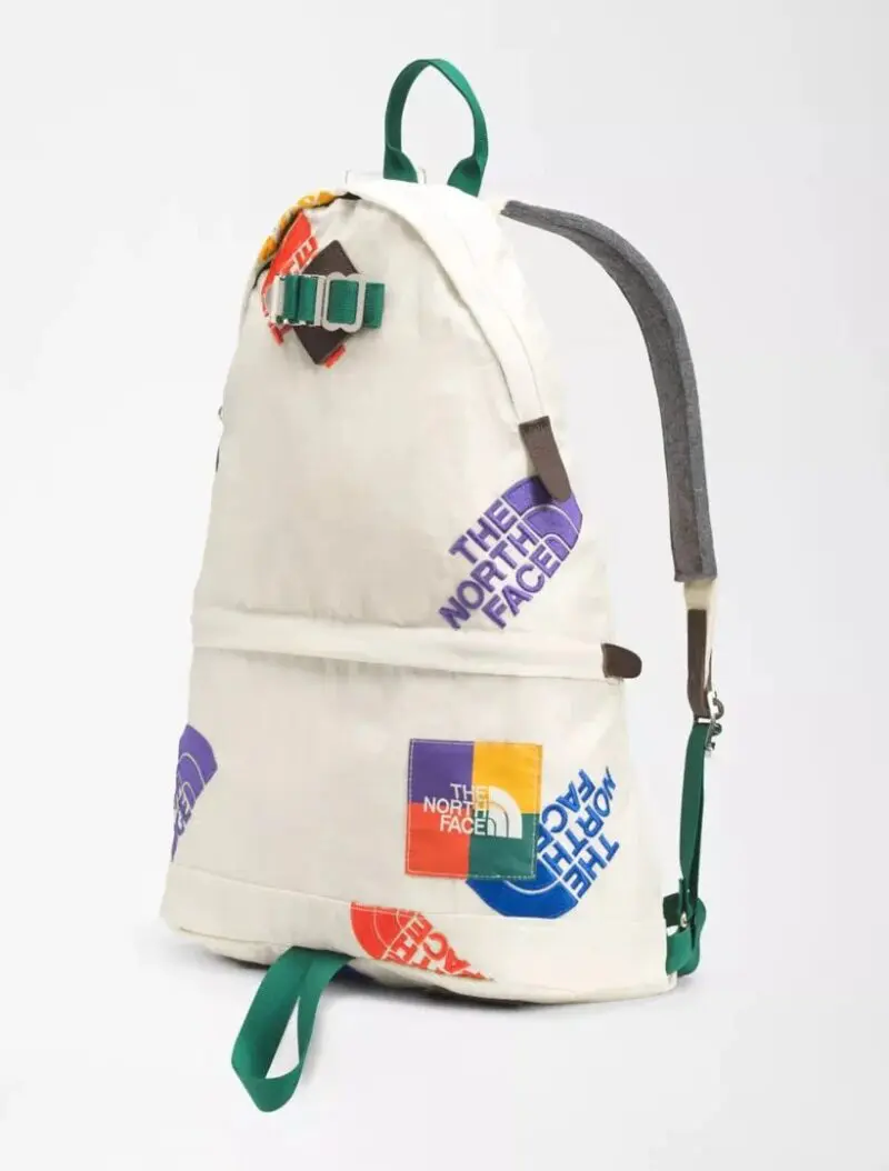The North Face Unisex Chapter One 25 Liter Day Pack - Image 2