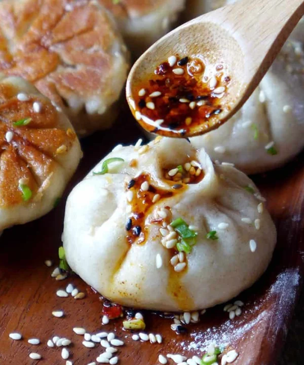 Sheng jian bao pan fried pork buns portrait5