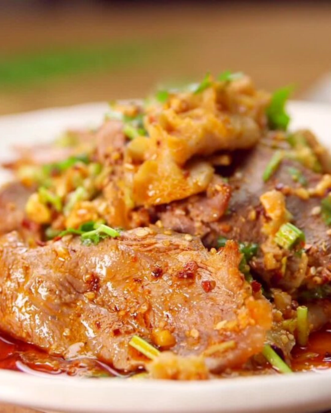 Sichuan Sliced Beef and Ox Tongye with Chili Sauce (夫妻肺片) - Image 2