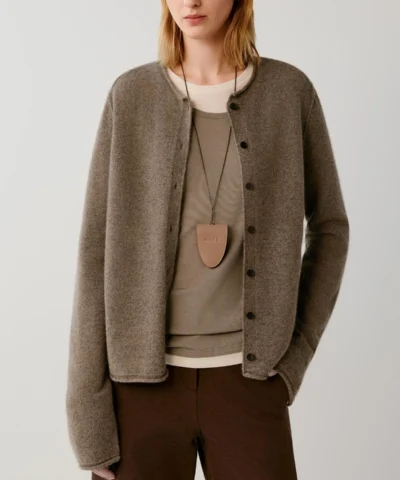 The Pure Yak Wool Fine-Gauge Knit Cardigan – Natural Taupe with Rolled-Edge Finishes - Image 5