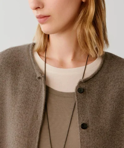 The Pure Yak Wool Fine-Gauge Knit Cardigan – Natural Taupe with Rolled-Edge Finishes - Image 3
